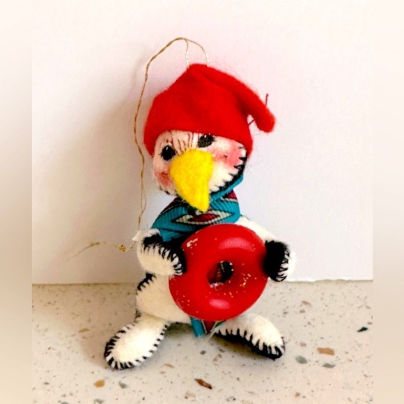 Vintage Annalee 1999 Penguin Christmas Ornament - Picture 2 of 5